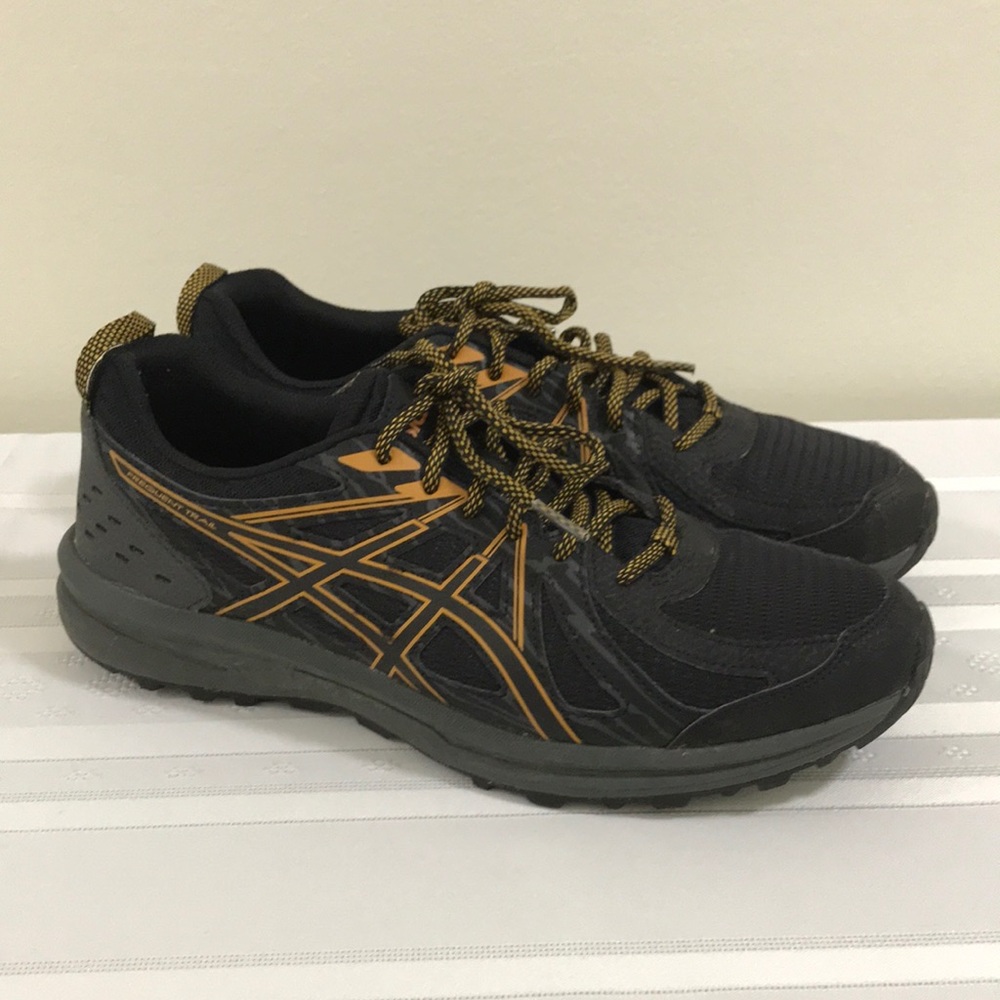 Men’s ASICS Frequent Black Trail Running Shoes Sz 8